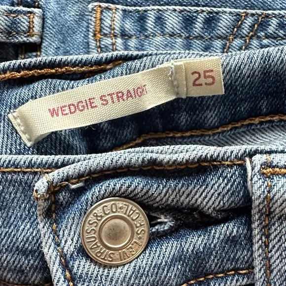 Levi's Wedgie Straight Fit Denim Jeans sz 25 - Picture 3 of 8